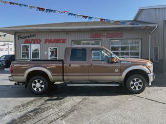 Used 2011 Ford F250 Lariat w/ Chrome Pkg image 1