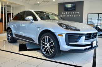 Used 2024 Porsche Macan image 1