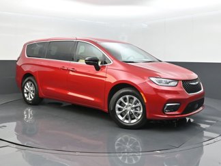 New 2026 Chrysler Pacifica Select image 1