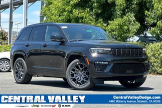 New 2025 Jeep Grand Cherokee Summit image 1