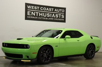 Used 2023 Dodge Challenger R/T w/ Plus Package image 1