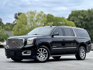Used 2020 GMC Yukon XL Denali image 1