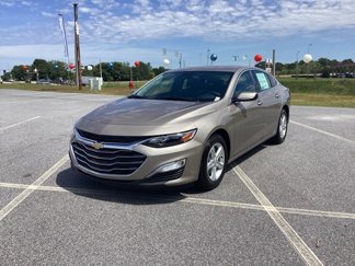 New 2025 Chevrolet Malibu LS image 1