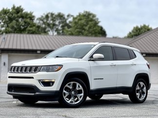 Used 2021 Jeep Compass Limited image 1