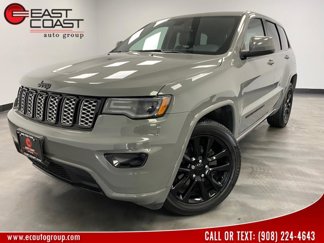 Used 2020 Jeep Grand Cherokee Altitude image 1