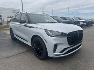 New 2025 Lincoln Aviator Reserve image 1
