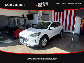 Used 2020 Ford Escape SE image 1