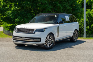 Used 2024 Land Rover Range Rover Long Wheelbase SE image 1