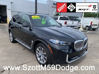 Used 2025 BMW X5 xDrive50e image 1