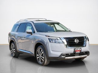 New 2025 Nissan Pathfinder Platinum image 1