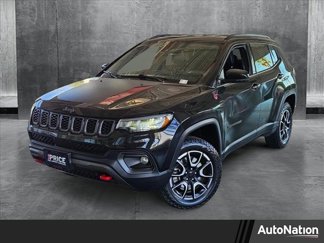 Used 2024 Jeep Compass Trailhawk image 1