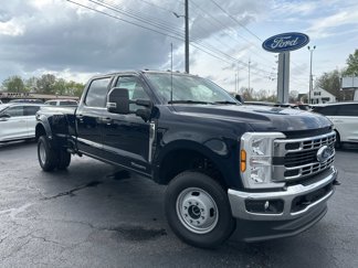 New 2025 Ford F350 XLT image 1