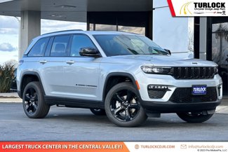 New 2025 Jeep Grand Cherokee Limited w/ Luxury Tech Group II image 1