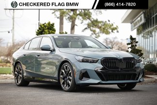 New 2025 BMW i5 xDrive40 w/ M Sport Package image 1