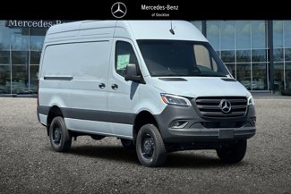 New 2025 Mercedes-Benz Sprinter 2500 image 1
