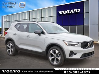 New 2026 Volvo XC40 B5 Plus image 1