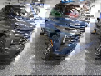New 2025 Chevrolet Traverse LT w/ Driver Confidence Package image 1