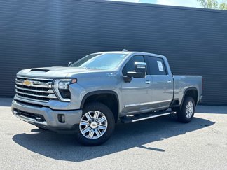 Used 2024 Chevrolet Silverado 3500 High Country w/ Technology Package image 1