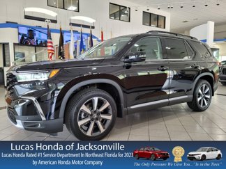 New 2025 Honda Pilot Touring image 1