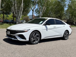New 2025 Hyundai Elantra SEL image 1
