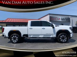 Used 2024 GMC Sierra 2500 Denali w/ Denali Reserve Package image 1
