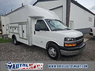 Used 2023 Chevrolet Express 4500 w/ Power Convenience Package image 1