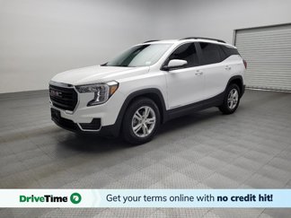 Used 2022 GMC Terrain SLE w/ Driver Convenience Package image 1