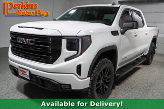 Used 2023 GMC Sierra 1500 Elevation image 1