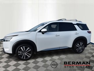 New 2025 Nissan Pathfinder Platinum image 1