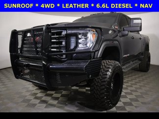 Used 2020 GMC Sierra 2500 AT4 w/ AT4 Preferred Package image 1