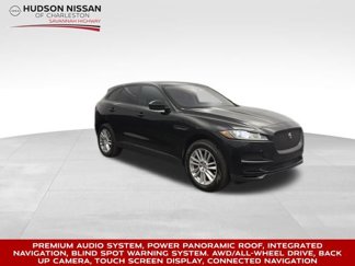 Used 2017 Jaguar F-PACE Prestige image 1