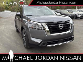 New 2025 Nissan Pathfinder Platinum image 1