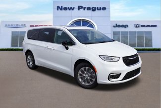 New 2025 Chrysler Pacifica Select image 1