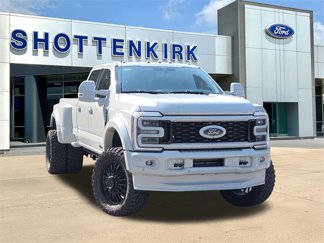 Used 2025 Ford F450 Platinum w/ FX4 Off-Road Package image 1