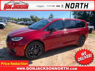 New 2026 Chrysler Pacifica Select video 1