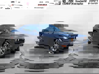 Used 2018 Dodge Challenger GT w/ Driver Convenience Group image 1