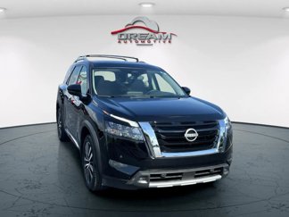 New 2025 Nissan Pathfinder Platinum w/ Lighting Package (N92) image 1