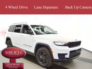 Used 2024 Jeep Grand Cherokee L Laredo image 1