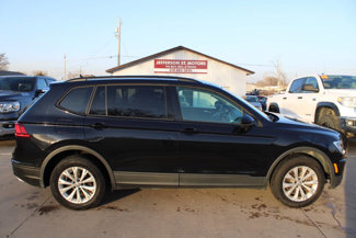 Used 2020 Volkswagen Tiguan S image 1