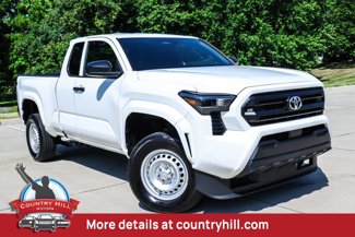 Used 2024 Toyota Tacoma SR video 1