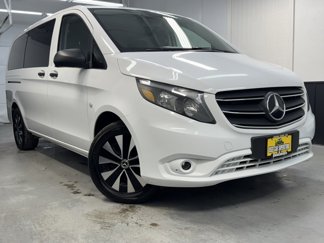 Used 2022 Mercedes-Benz Metris Passenger image 1