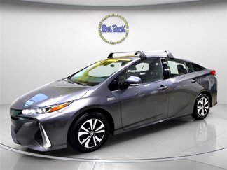 Used 2017 Toyota Prius Prime Premium image 1