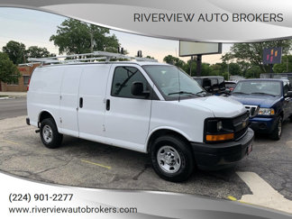 Used 2017 Chevrolet Express 2500 image 1