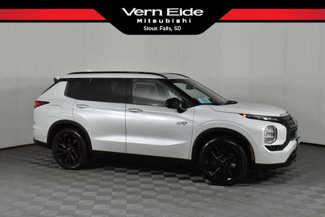 New 2025 Mitsubishi Outlander SEL Black Edition image 1