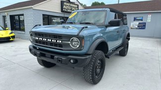 Used 2022 Ford Bronco Black Diamond image 1