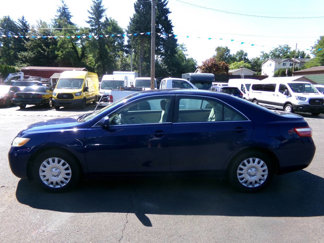 Used 2009 Toyota Camry LE image 1