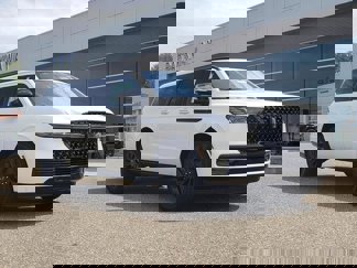 New 2025 Lincoln Navigator L Reserve image 1