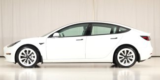 Used 2022 Tesla Model 3 Long Range image 1