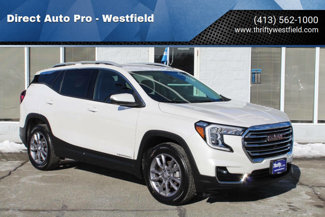 Used 2022 GMC Terrain SLT w/ Tech Package image 1