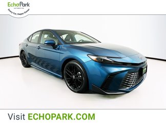 Used 2025 Toyota Camry LE image 1